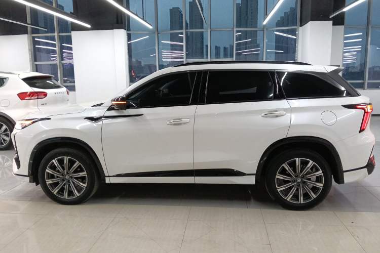 Used Changan CS75 PLUS 2024 3rd Generation Champion Edition 2.0T Intelligent Drive Performance Model