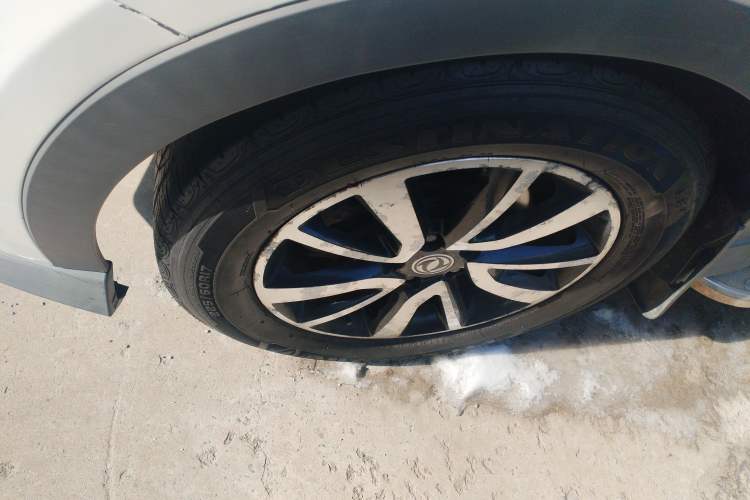 Used Dongfeng Fengon 580 2016 1.5T Manual Luxury Edition
