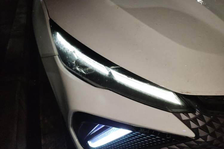 Used Geely Auto Emgrand L HiP 2022 1.5TD-DHT Pro 100KM Super Clean
