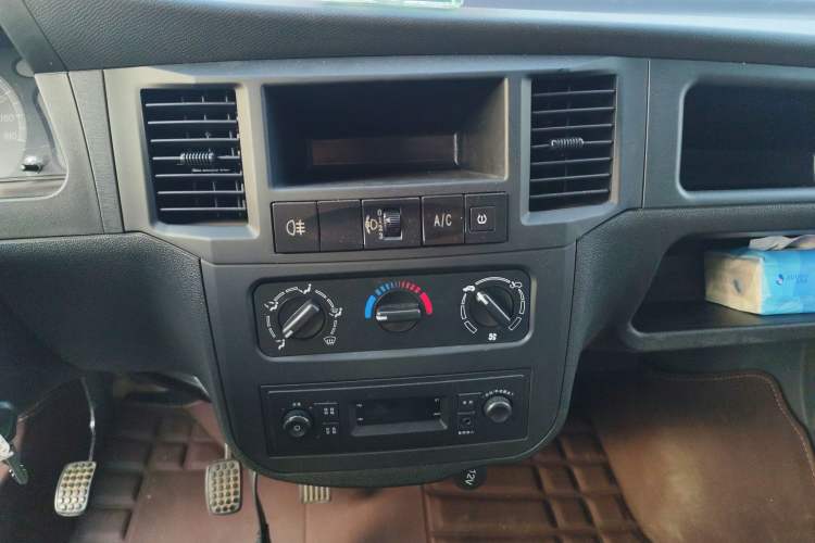 Used Wuling Zhiguang 2023 1.5L Practical Version 5/7 Seats