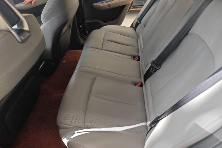 Used Nissan N7 2025 625 Pro Left Rear Seat