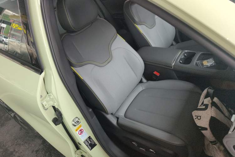 Used CHANGAN NEVO Q05 2026 Model 506 Max Right Front Seat