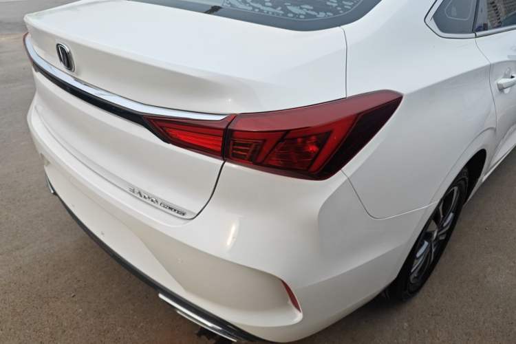 Used CHANGAN Eado 2020 PLUS Blue Whale NE 1.4T GDI DCT Prestige Model
