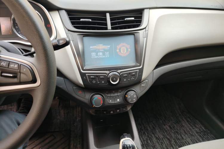 Used Chevrolet Sail 2015 Sail 3 1.5L Manual Happiness Edition