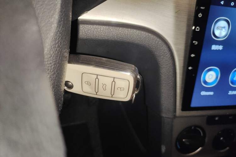 Used Volkswagen Lavida 2013 Restyled Classic 1.6L Automatic Comfort Edition