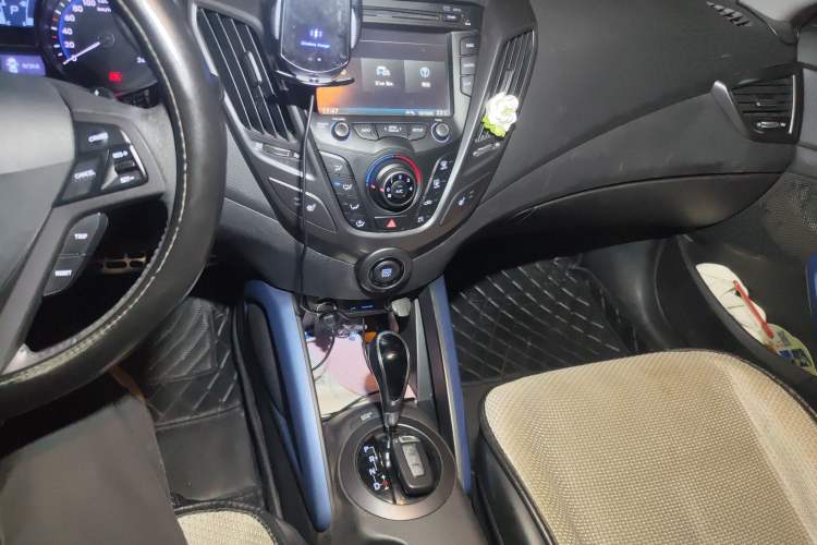 Used Hyundai Veloster 2012 1.6T Automatic Luxury Edition
