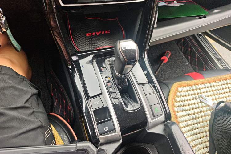 Used Honda Civic 2016 180TURBO CVT Comfort Version
