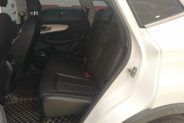 Used Roewe RX5 2022 330TGI Automatic National Style Edition