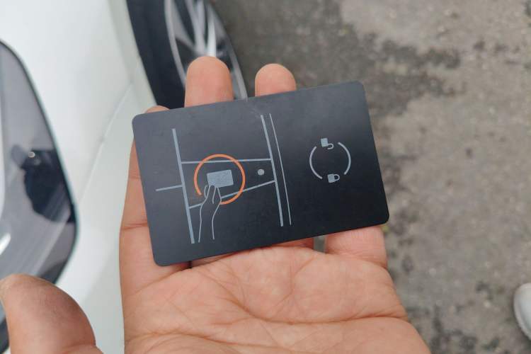 Used Tesla Model Y 2021 Standard Range Rear-Wheel Drive Version Interior 1