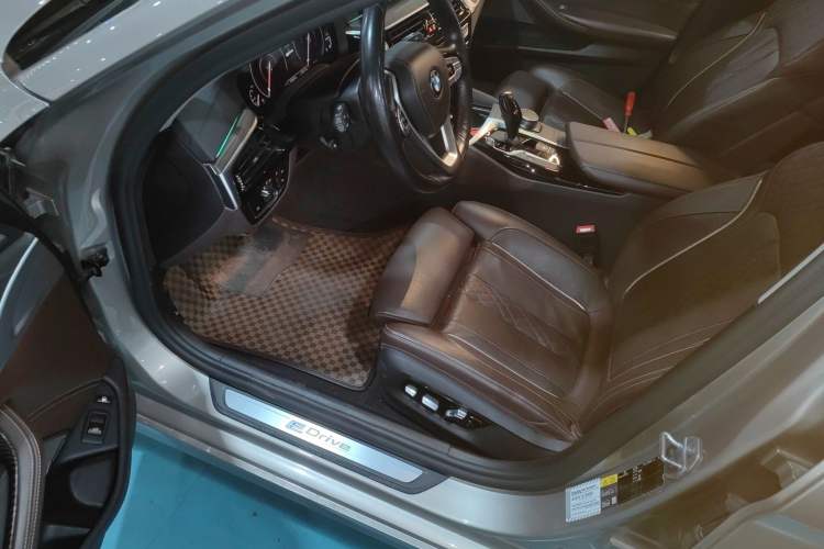 Used BMW 5 Series New Energy 2019 Updated 530Le Pioneer Edition
