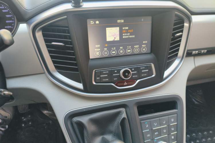 Used JAC Refine M4 2019 Business Series 2.0L Manual Business Version China V Standard