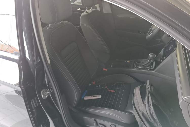 Used Volkswagen Magotan 2020 330TSI DSG Leading Model Right Front Seat