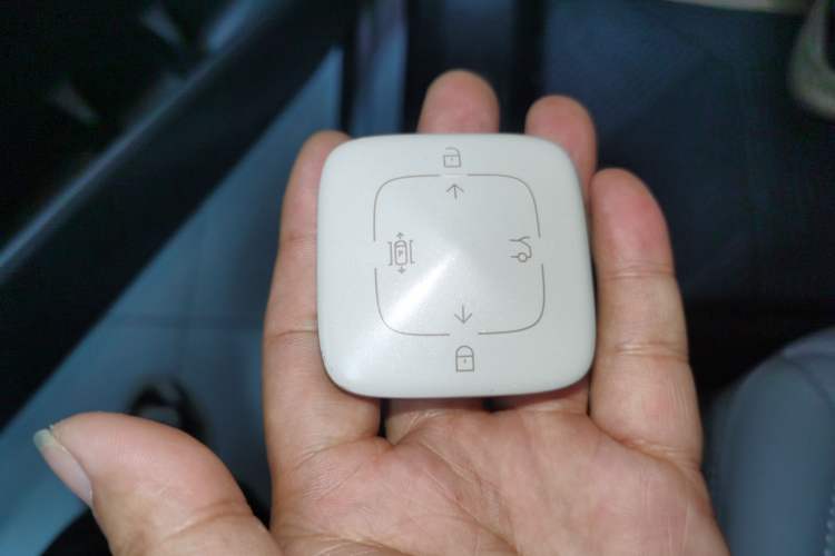 Used Zeekr X 2025 5-Seater Four-Wheel Drive Sport Version Vehicle Key