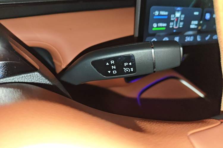 Used Deepal S07 2023 200Max Range-Extended Version
