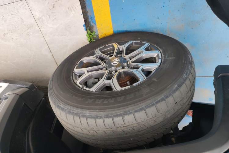 Used BAIC Off-Road BJ40 2019 Updated Version 2.0T Automatic All-Wheel Drive Urban Hunter Edition Premium China V Emission Standard