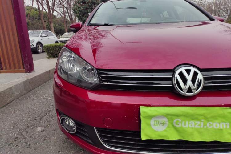 Used Volkswagen Golf 2012 1.4TSI Automatic Luxury Edition
