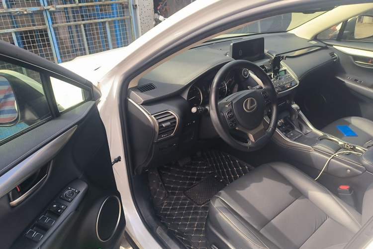 Used Lexus NX 2018 300 Front-Drive Freeline Edition Driver Seat