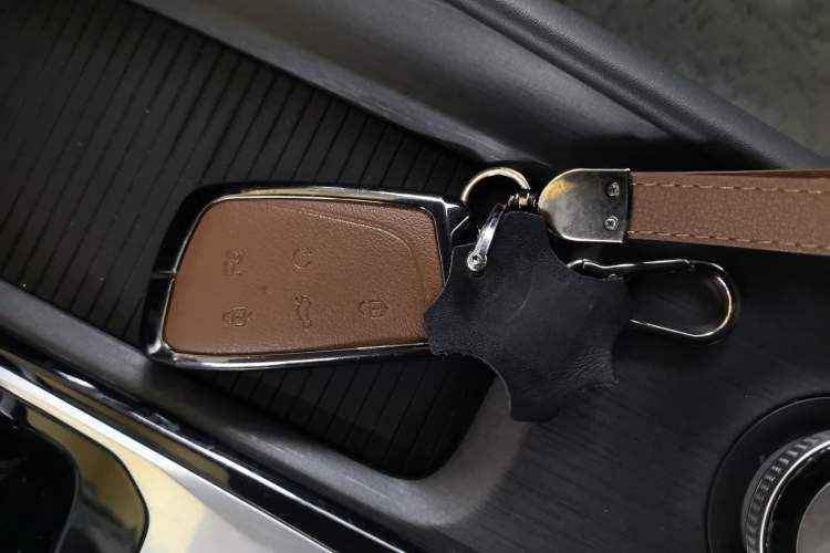 Used Dongfeng Aeolus Huge 2022 Mach Power 1.5T DareDrive Edition · Smart
