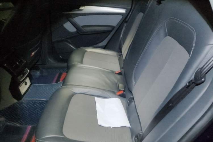 Used Audi Q5L 2018 40 TFSI Prestige Fashion Edition China V Left Rear Seat