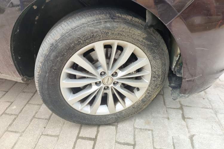 Used Zotye SR9 2017 2.0T Automatic Ultimate Light Edition
