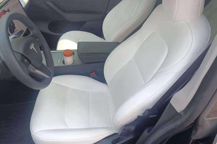 Used Tesla Model Y 2024 Long-Range All-Wheel-Drive Version