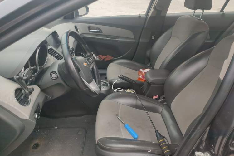 Used Chevrolet Cruze 2012 1.8L SE AT
