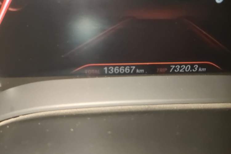 Used BMW 5 Series 2018 Revised Version 530Li Leading Edition Luxury Package Odometer Close Up