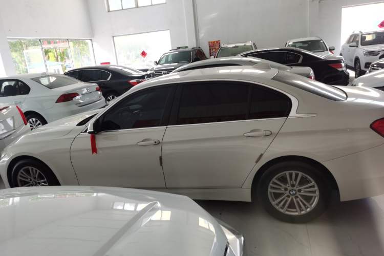 Used BMW 3 Series 2014 320Li Fashion Model
