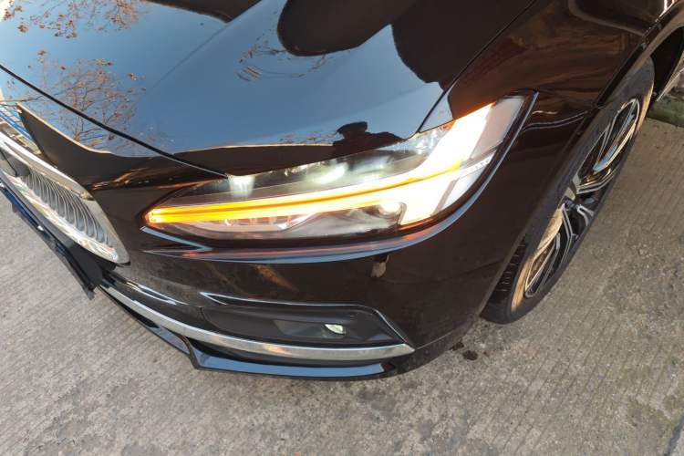 Used Volvo S90 2021 B5 Zhiyuan Luxury Edition
