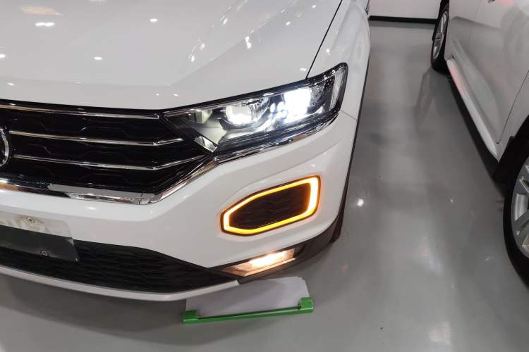 Used Volkswagen T-ROC 2021 280TSI DSG Two-Wheel Drive Comfort Connect Edition Left Front Headlight