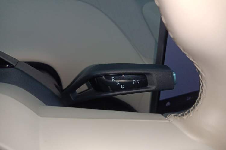 Used Xiaomi Auto YU7 2025 Ultra-Long Range High-Performance All-Wheel-Drive Max Edition