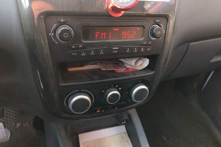 Used Wuling Hongguang V 
