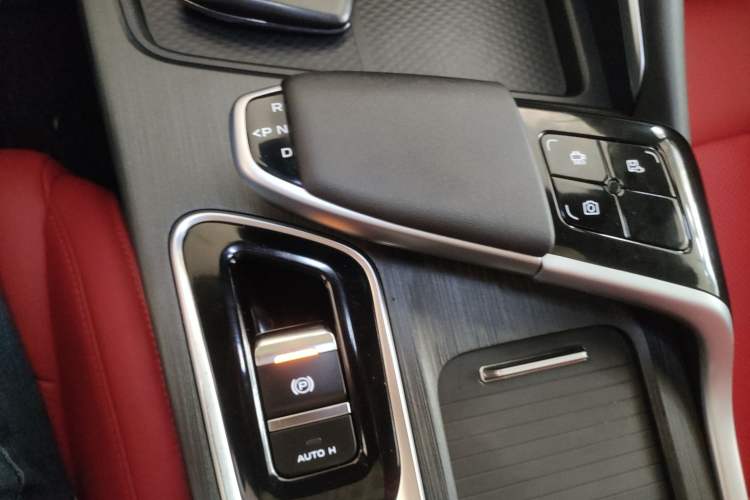 Used CHANGAN UNI-T 2020 1.5T Prestige Version Gear Lever