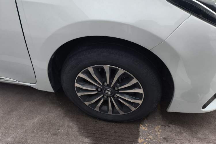 Used Toyota Corolla 2017 Revised Version 1.2T S-CVT GL-i
