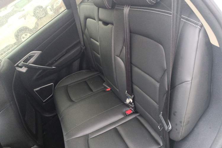 Used Geely Auto Emgrand X7 Sport 2016 1.8TD Automatic ZhiShang Model