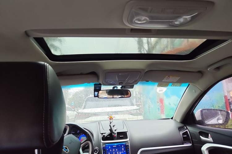 Used Geely Auto Emgrand 2016 Sedan 1.5L Manual Upward Edition
