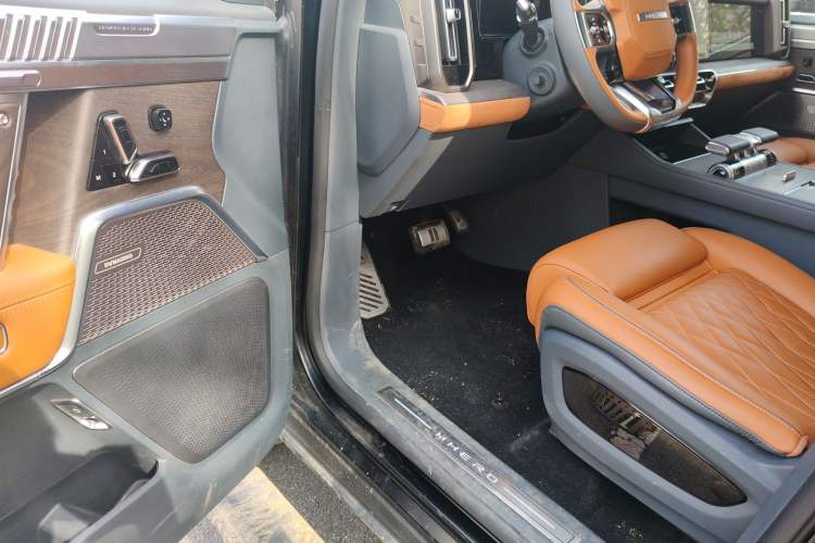 Used Brave warrior 917 2023 Range-Extended Base Model Driver Seat