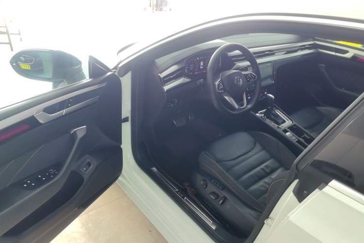 Used Volkswagen FAW-Volkswagen CC 2024 380TSI Striking Edition Driver Seat