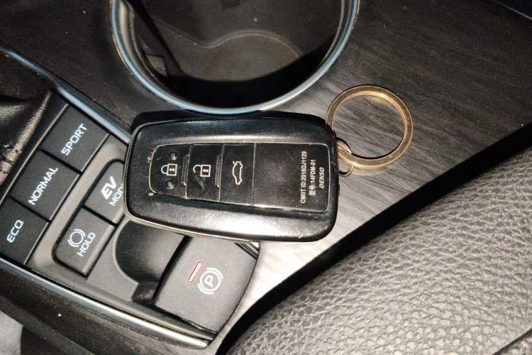 Used Toyota Camry 2021 Dual-Motor 2.5HG Luxury Edition Interior 1