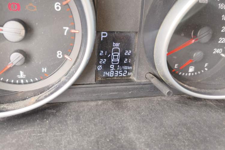 Used Haval H6 2012 2.4L Automatic Two-Wheel Drive Elite Version
