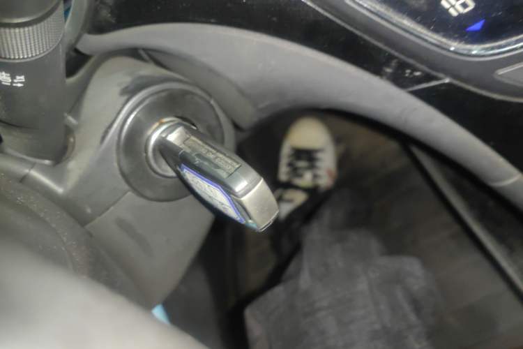 Used Buick Regal 2015 1.6T Leading Technology Model Vehicle Key