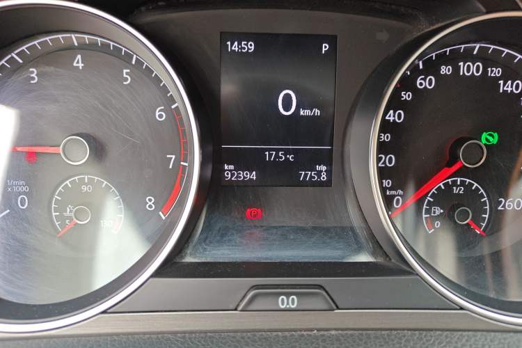 Used Volkswagen Golf 2016 230TSI Automatic Luxury Version Odometer Close Up