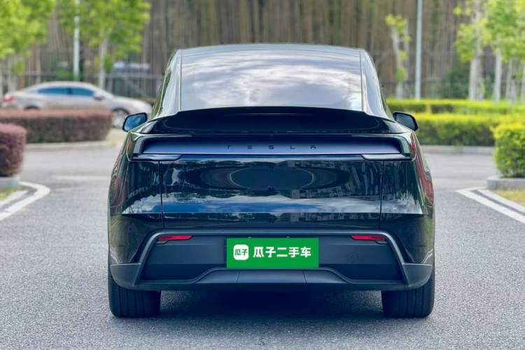 Used Tesla Model Y L 2025 Model Long-Range All-Wheel-Drive Version