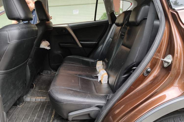 Used Toyota RAV4 2015 2.0L CVT Two-Wheel Drive Fashion Edition