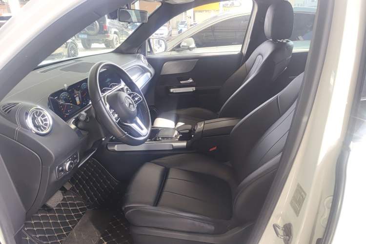 Used Mercedes-Benz GLB 2021 GLB 200 Dynamic Edition