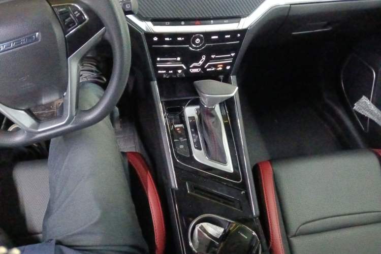 Used Venucia T60 2020 1.6L CVT Smart Drive Version China V Standard