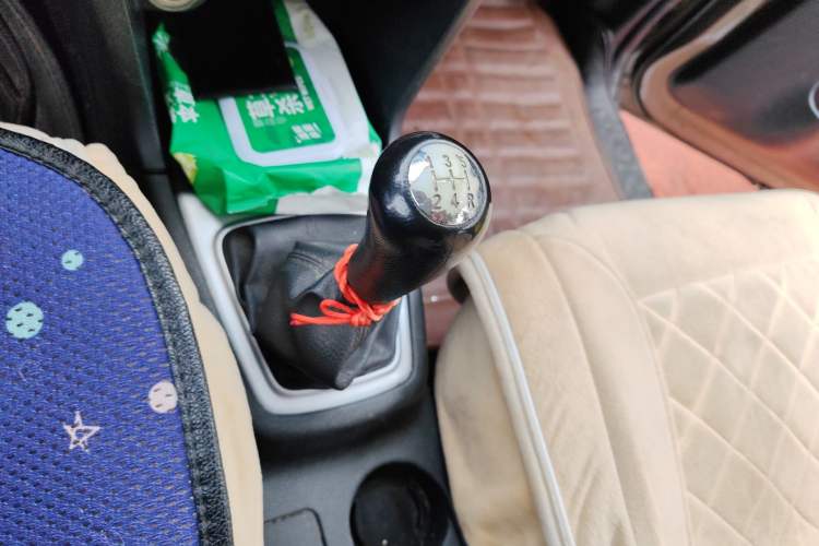 Used CHANGAN KAICHENG Ounuo S 2017 1.5L Base Version Gear Lever