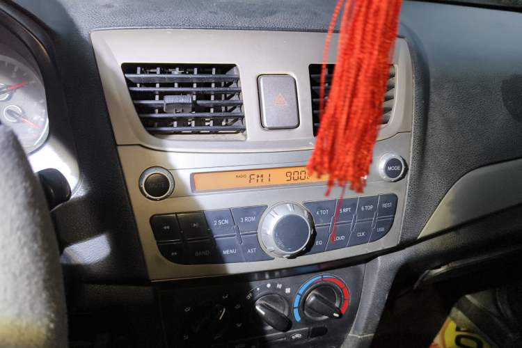 Used FAW Xiali 2012 N3 1.0L Sedan - Practical Model
