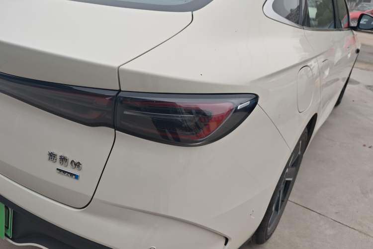 Used BYD Seal 06 New Energy 2025 DM-i Intelligent Drive 120KM Flagship Model Exterior 3