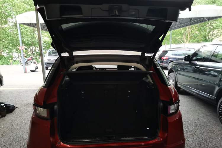 Used Land Rover Range Evoque 2018 240 PS SE Smart Brilliance Edition